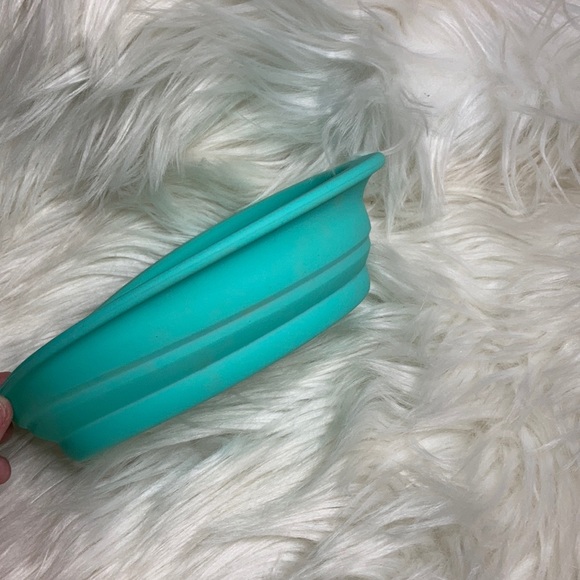 Blue silicone make up brush cleaner sponge cleaner - Picture 2 of 11